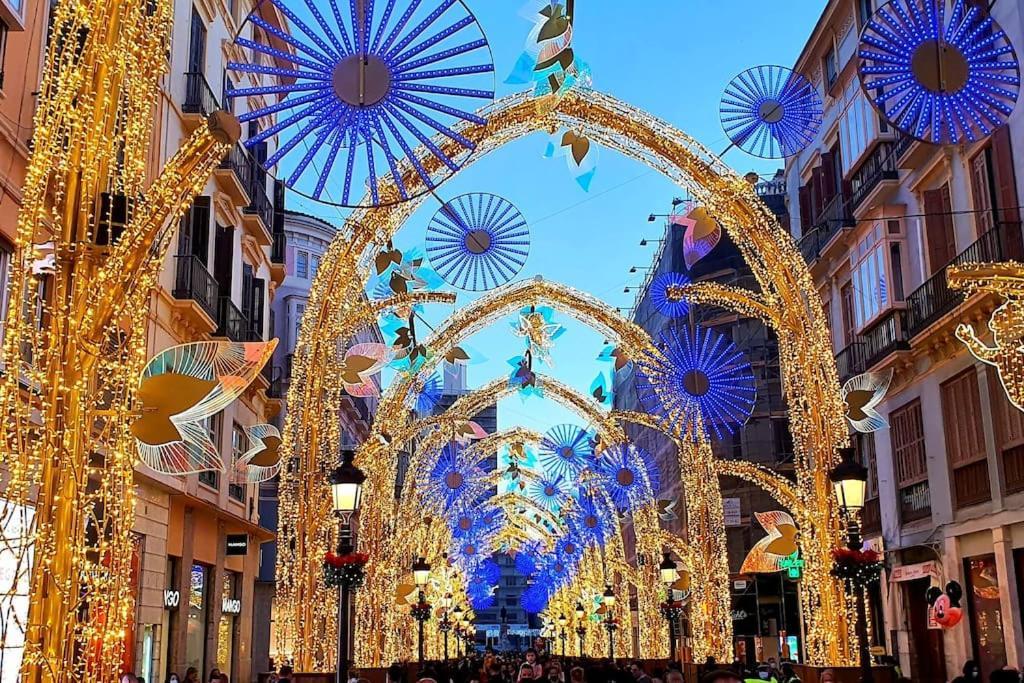 Gran Piso En Zona Comercial Malaga Bagian luar foto