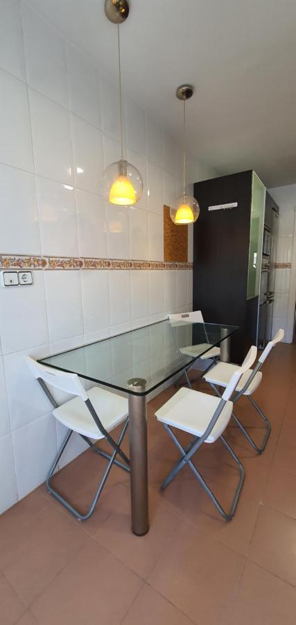 Gran Piso En Zona Comercial Malaga Bagian luar foto